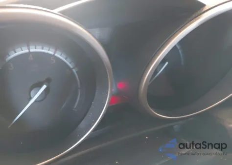 2011 Mazda Mazda3 S Sport z USA, uszkodzony, nr VIN JM1BL1K50B1384275